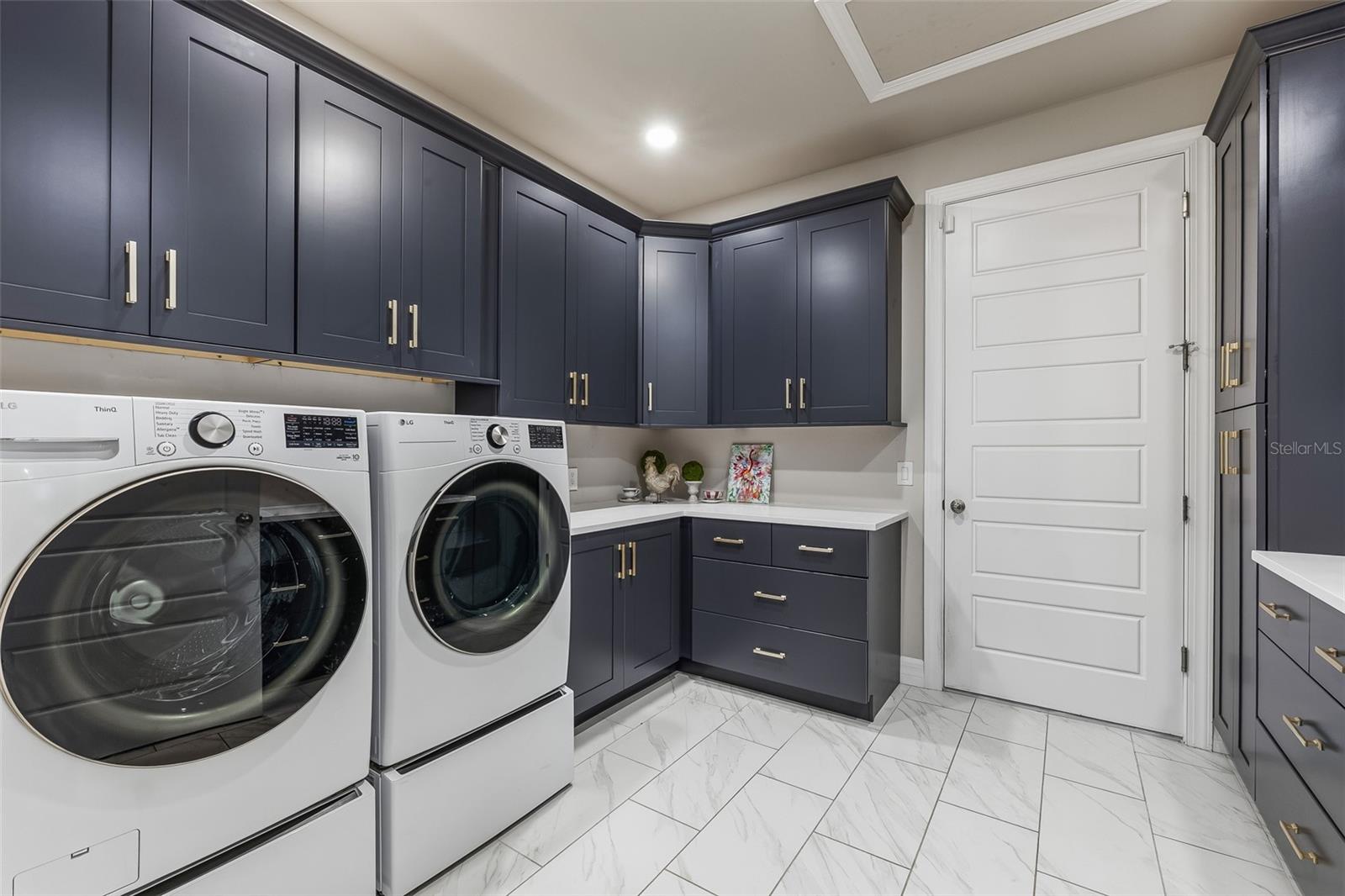 Image 22 of 44 For 16428 Marsh Lane