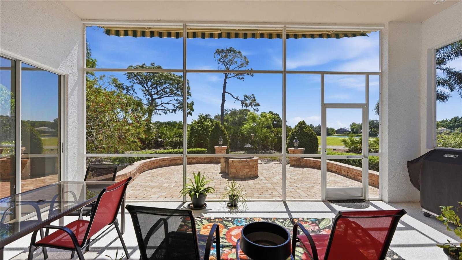 Image 27 of 73 For 8009 Hampton Court