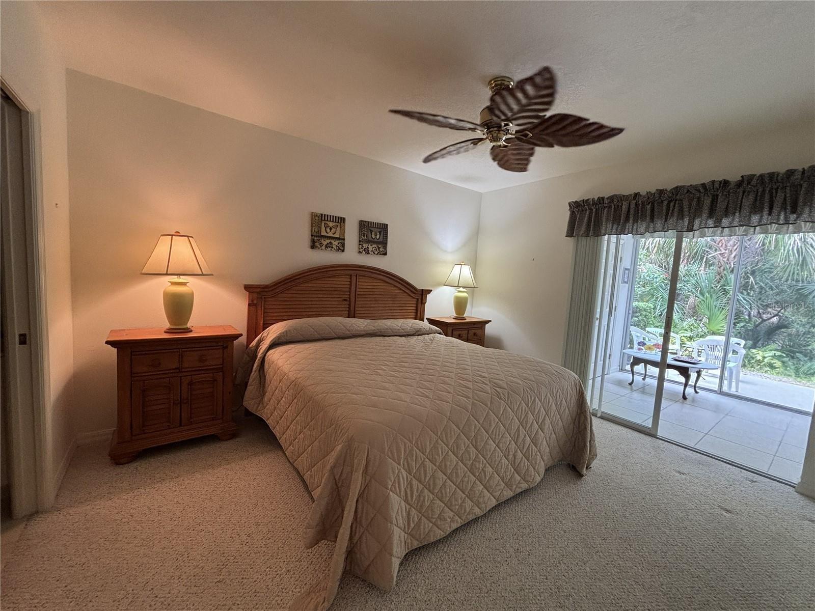 Image 11 of 35 For 320 Clearbrook Circle 102