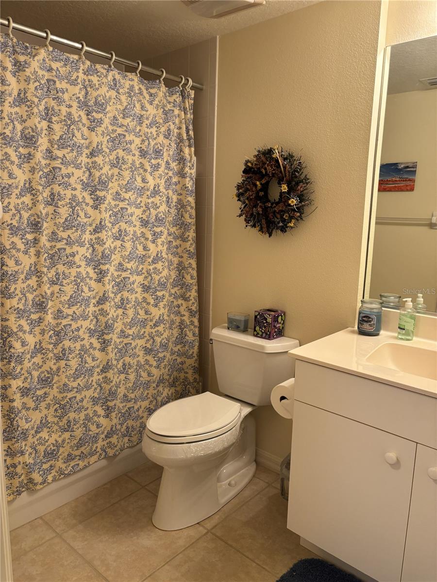 Image 14 of 35 For 320 Clearbrook Circle 102