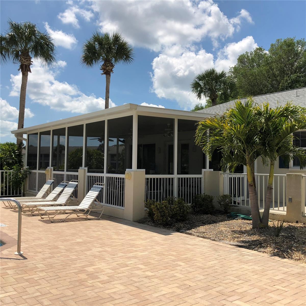 Image 25 of 35 For 320 Clearbrook Circle 102