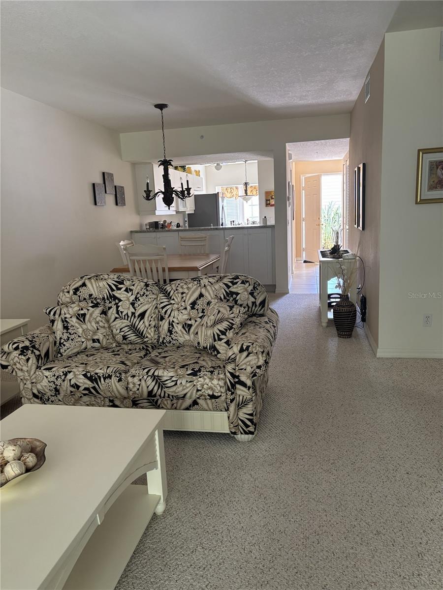 Image 33 of 35 For 320 Clearbrook Circle 102