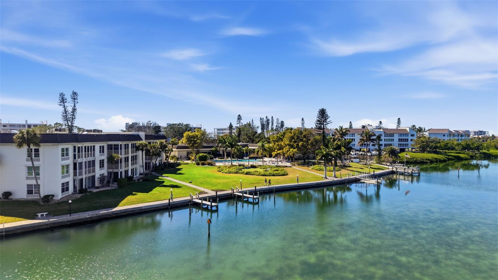 Image 30 of 33 For 4400 Exeter Drive 305