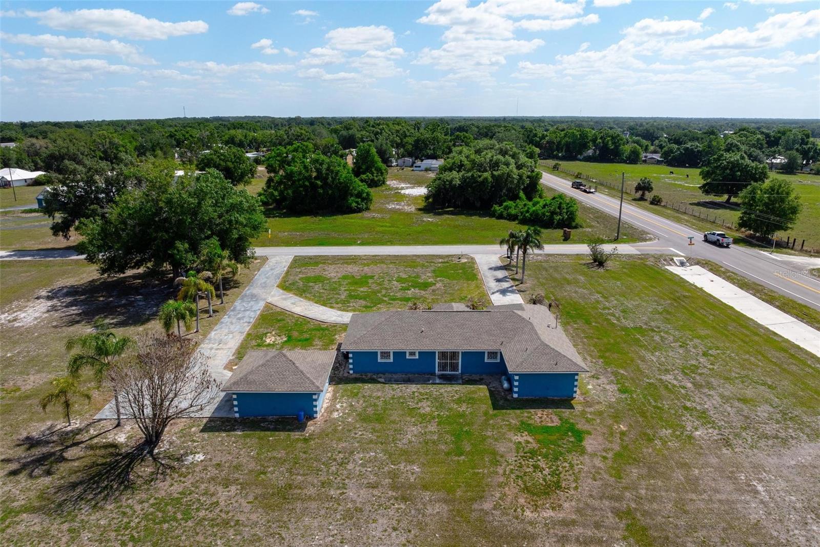 Image 37 of 41 For 3092 Golfview Drive