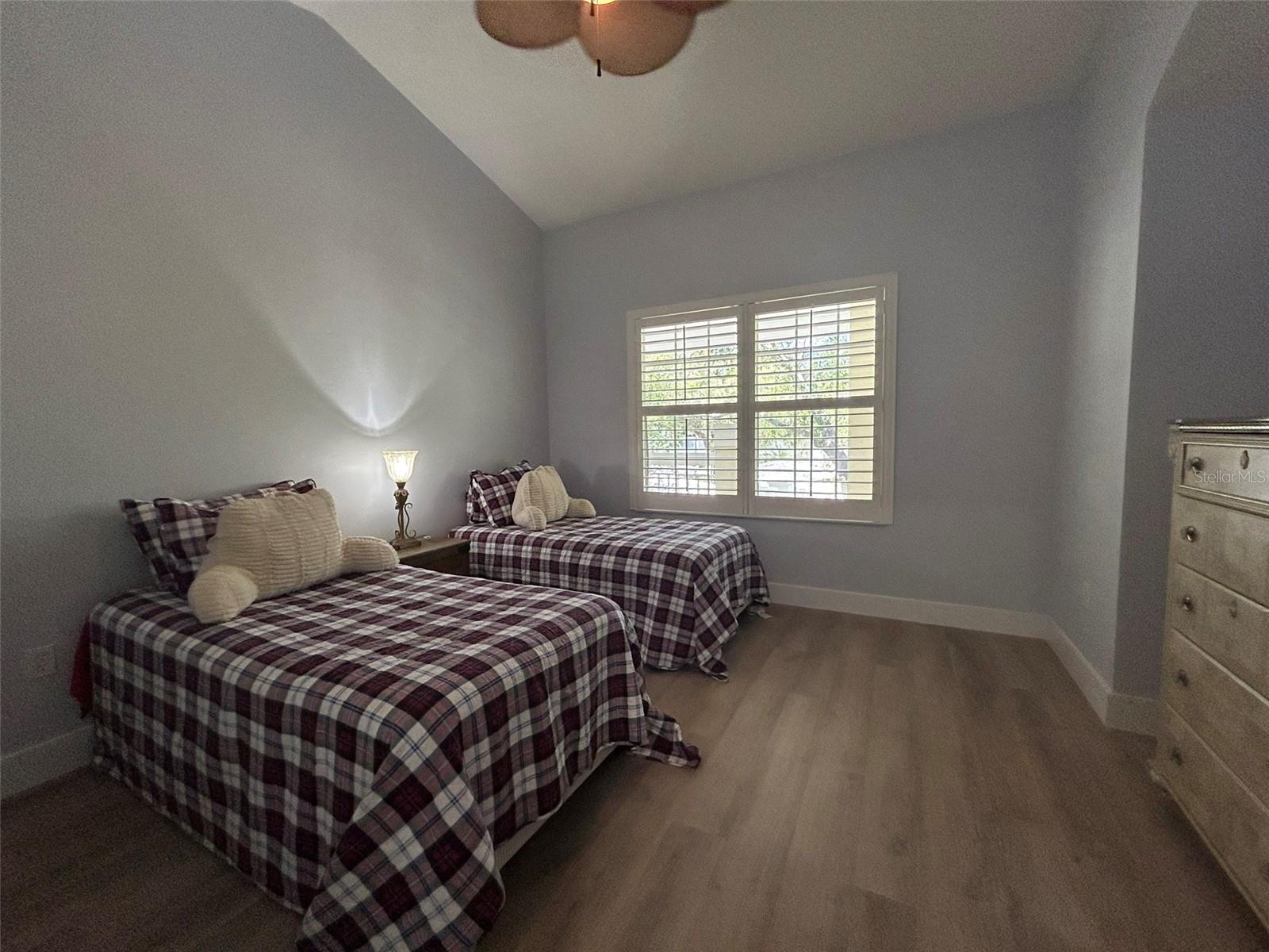 Image 15 of 35 For 3702 54th Drive W 204