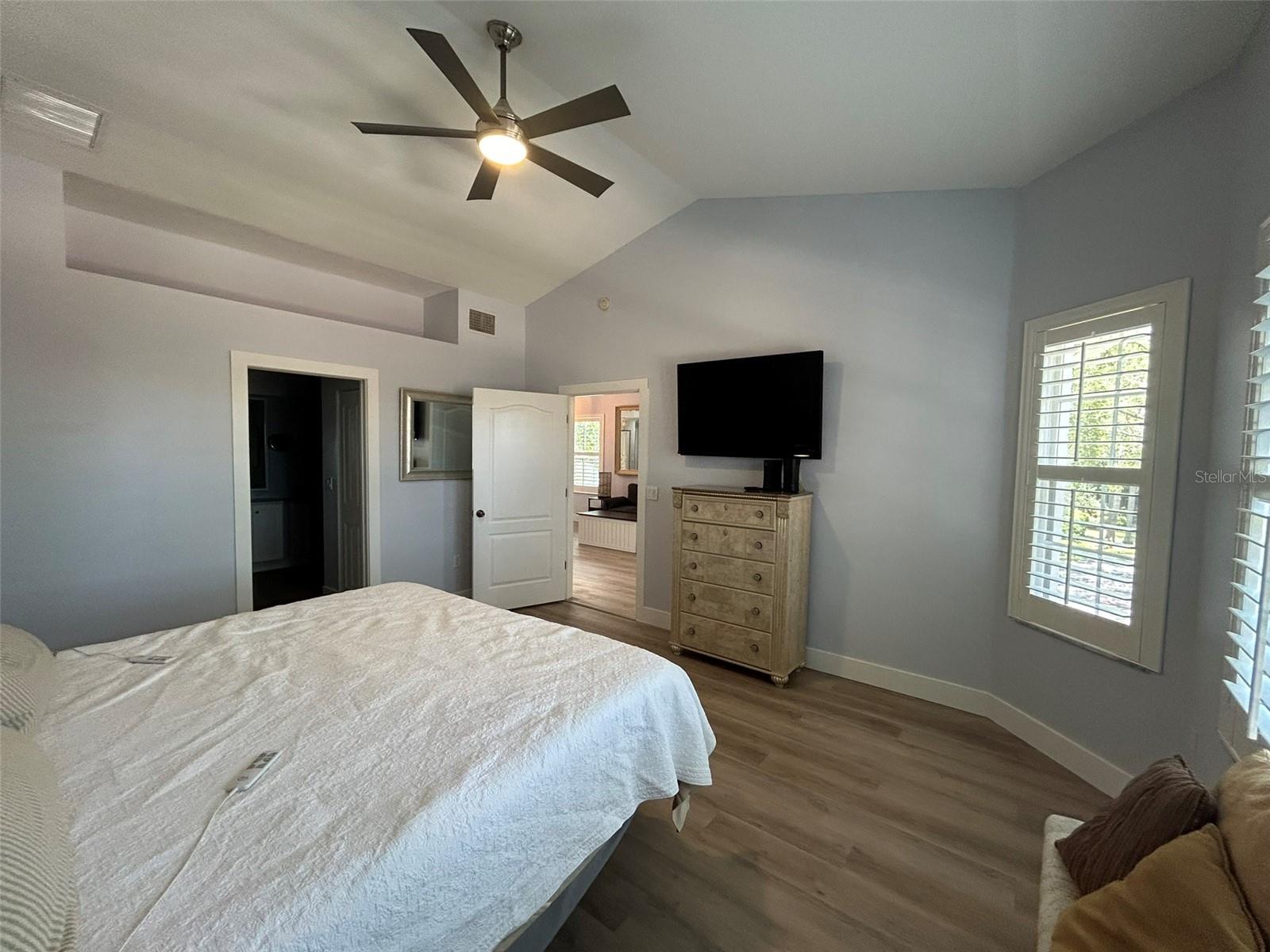 Image 30 of 35 For 3702 54th Drive W 204