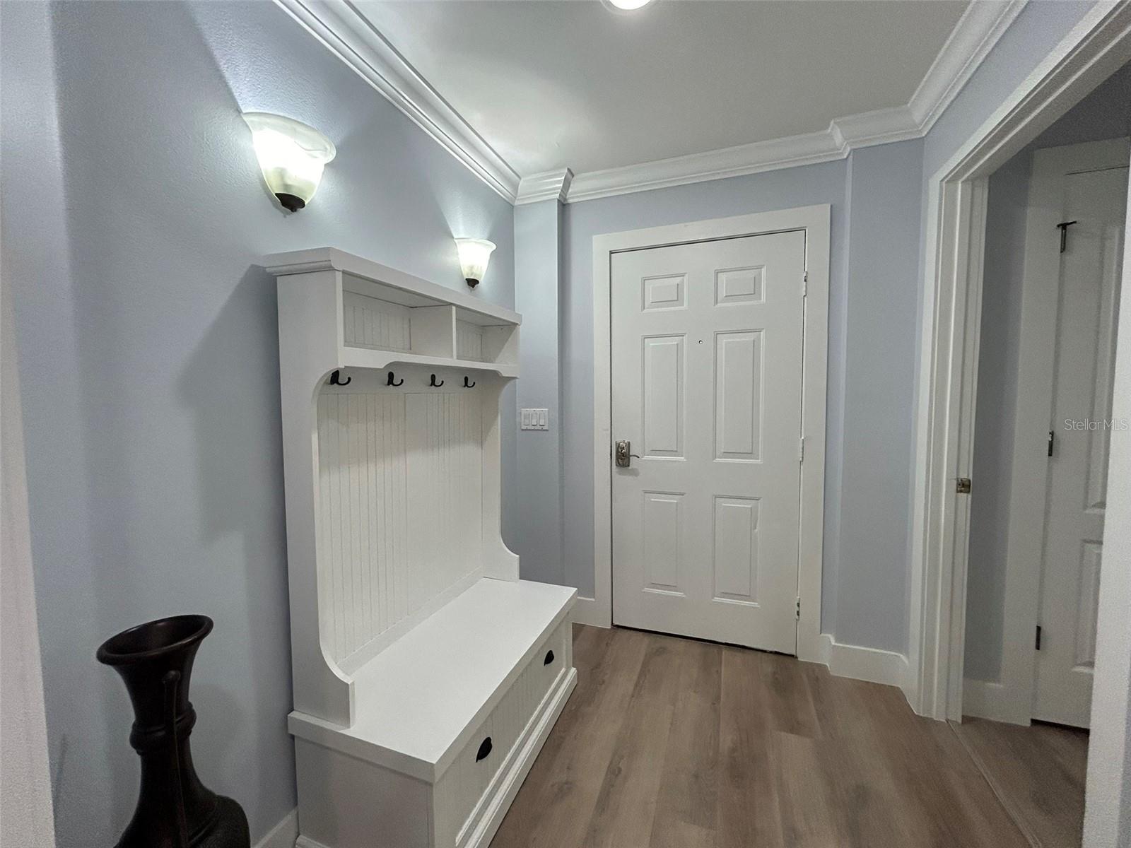 Image 7 of 35 For 3702 54th Drive W 204