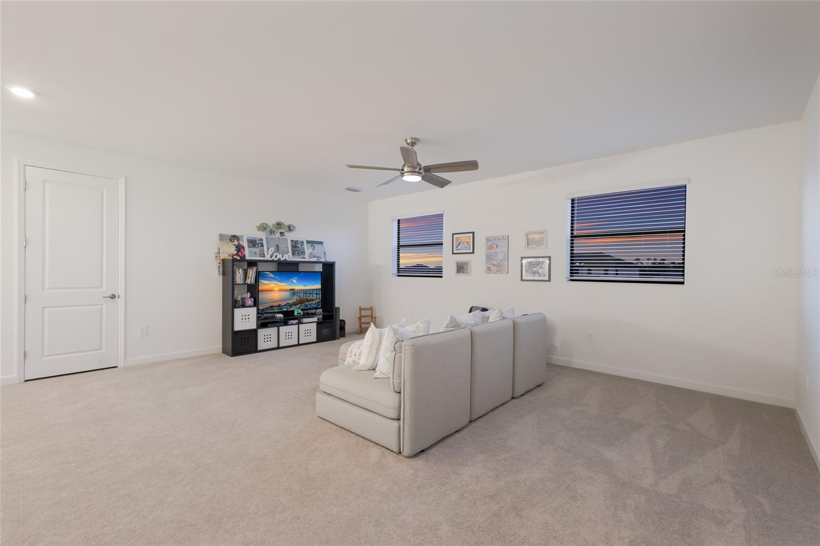 Image 21 of 65 For 4913 Coastal Days Lane