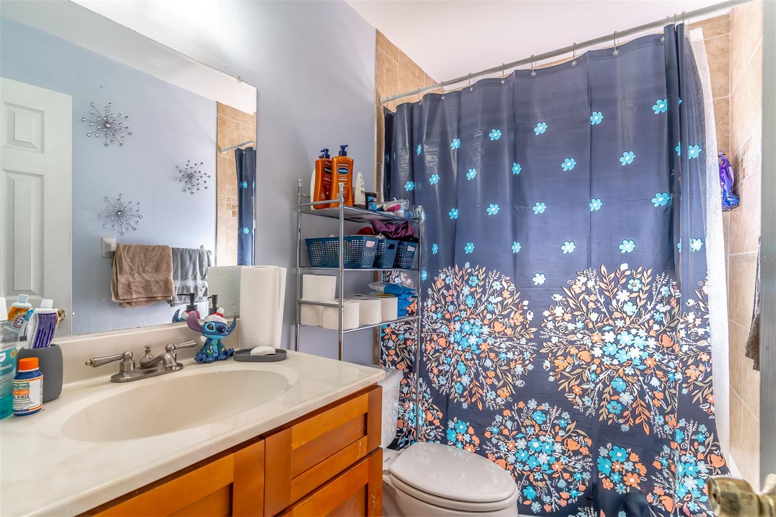 Image 12 of 25 For 2433 Chase Avenue