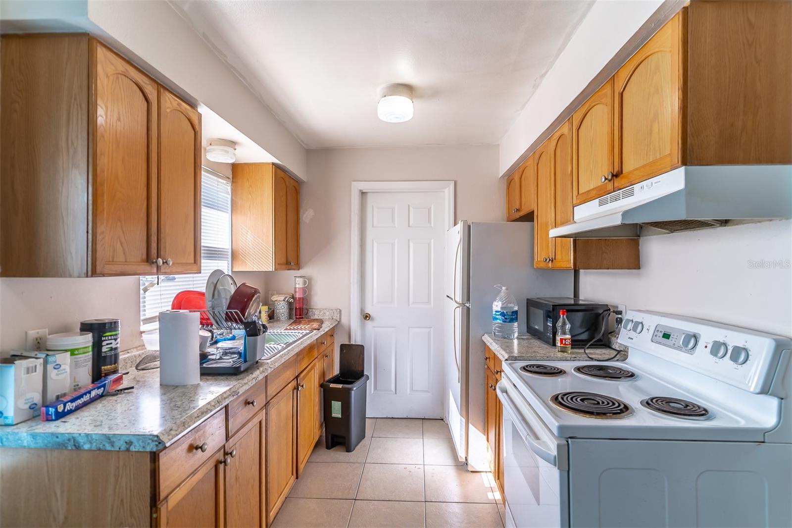 Image 24 of 25 For 2433 Chase Avenue