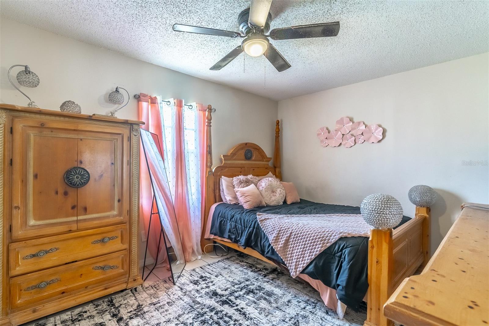 Image 8 of 25 For 2433 Chase Avenue