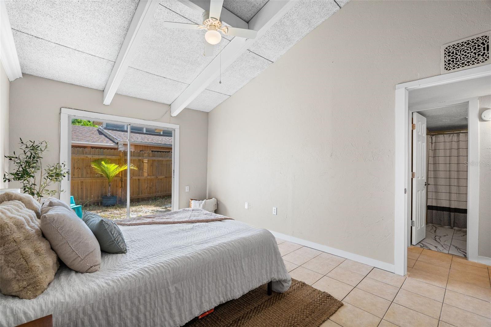 Image 14 of 22 For 500 Jefferson Avenue H1