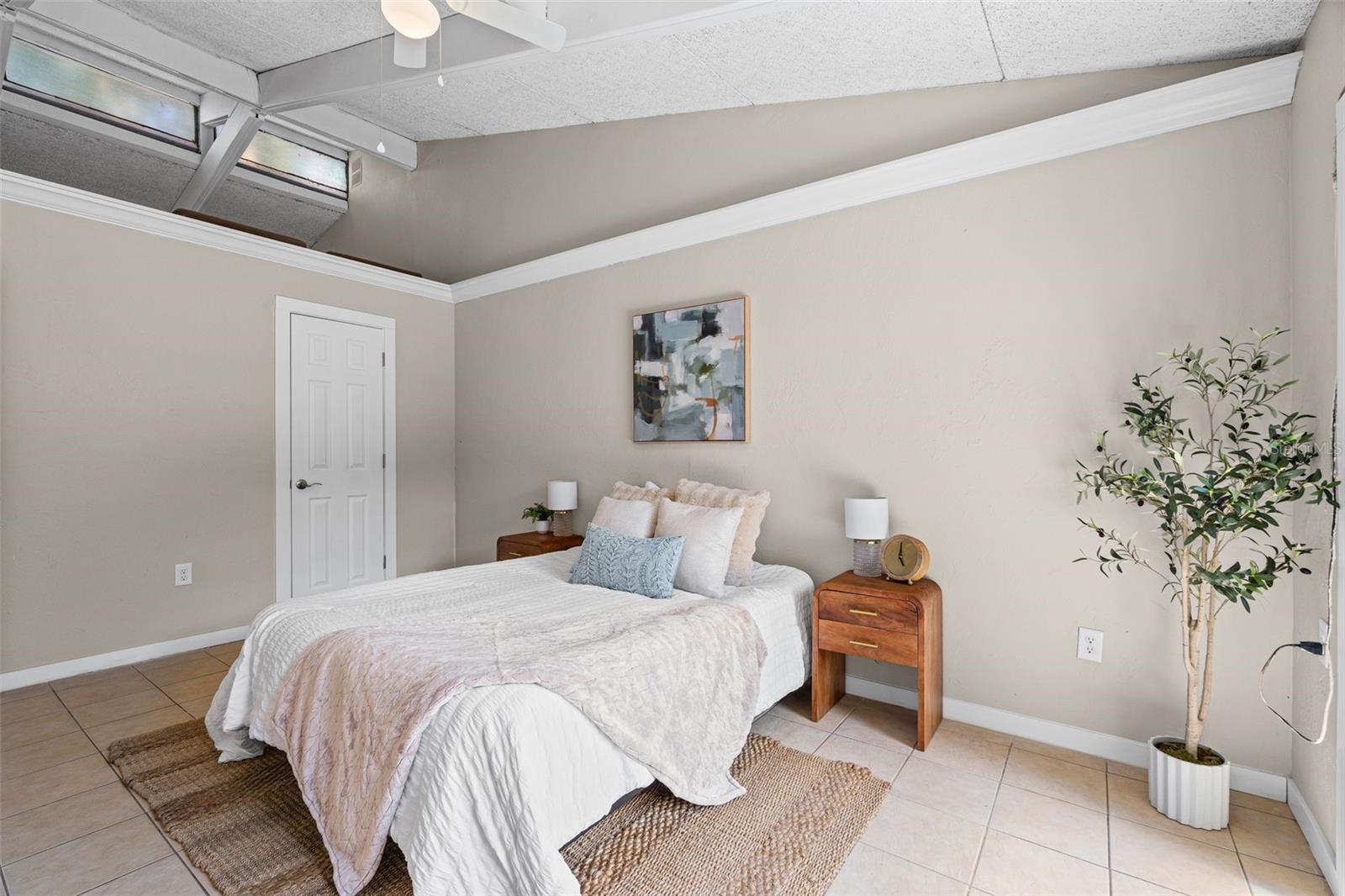 Image 15 of 22 For 500 Jefferson Avenue H1