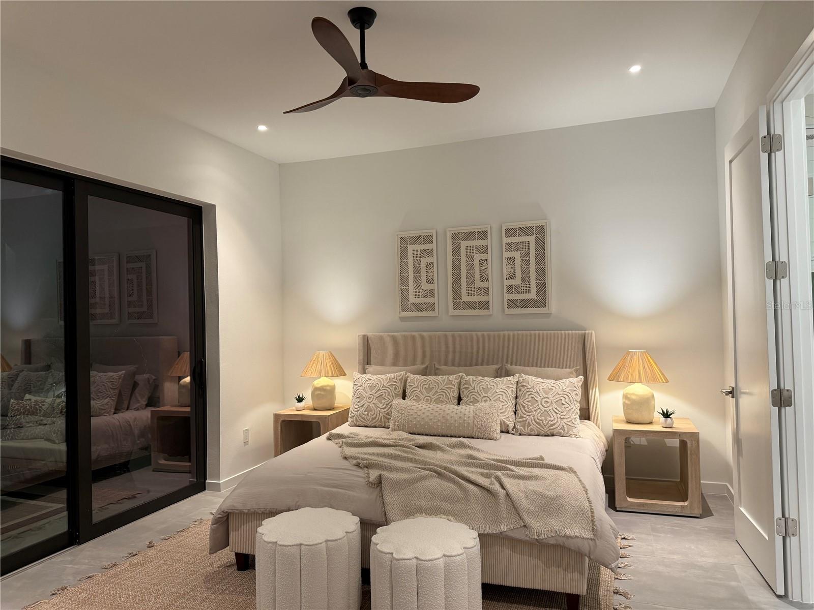 Image 17 of 51 For 2306 Valencia Drive