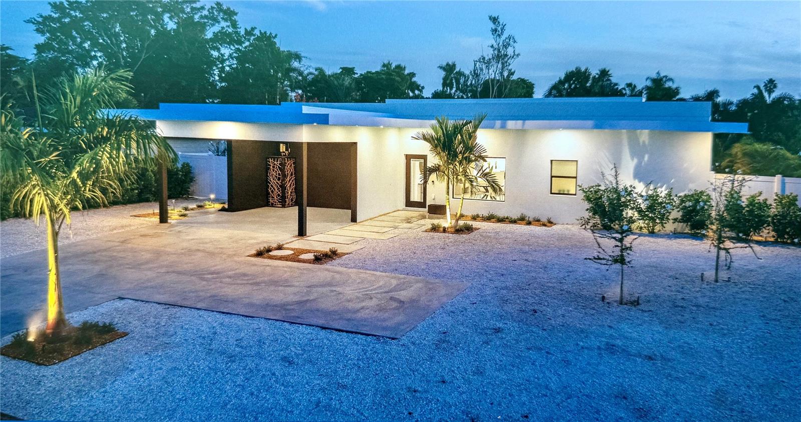 Image 37 of 51 For 2306 Valencia Drive