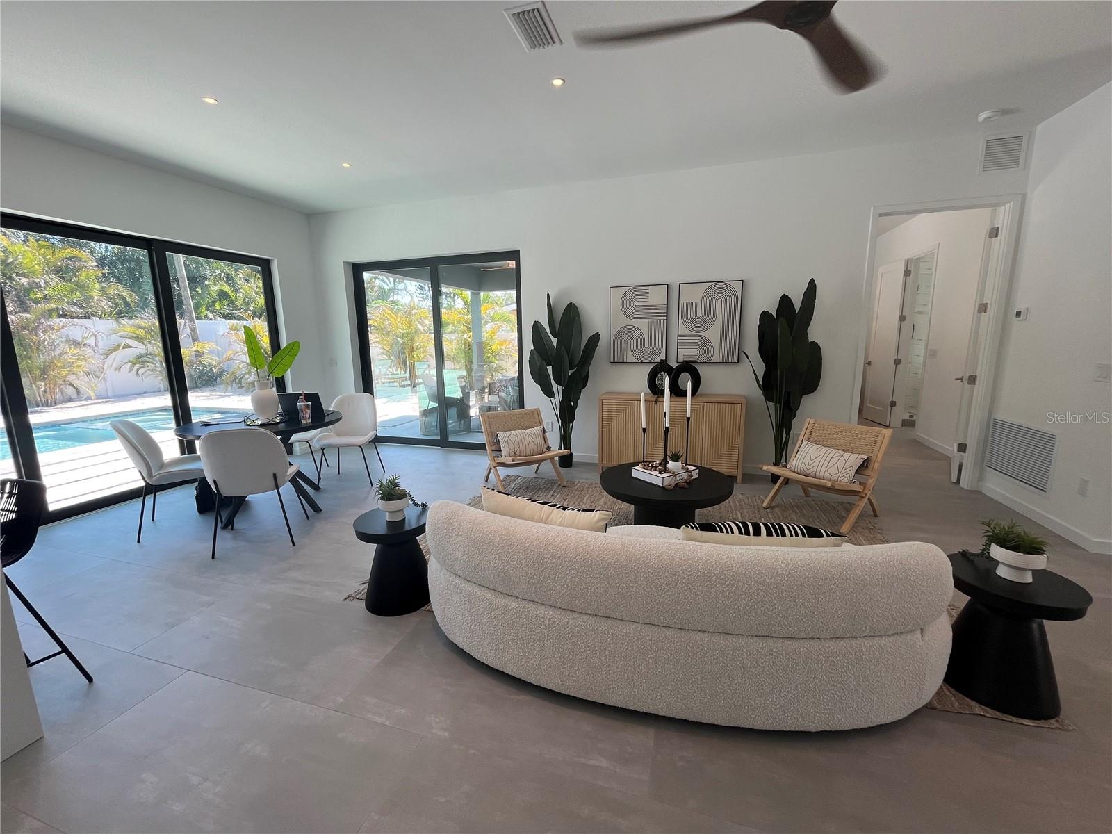 Image 38 of 51 For 2306 Valencia Drive