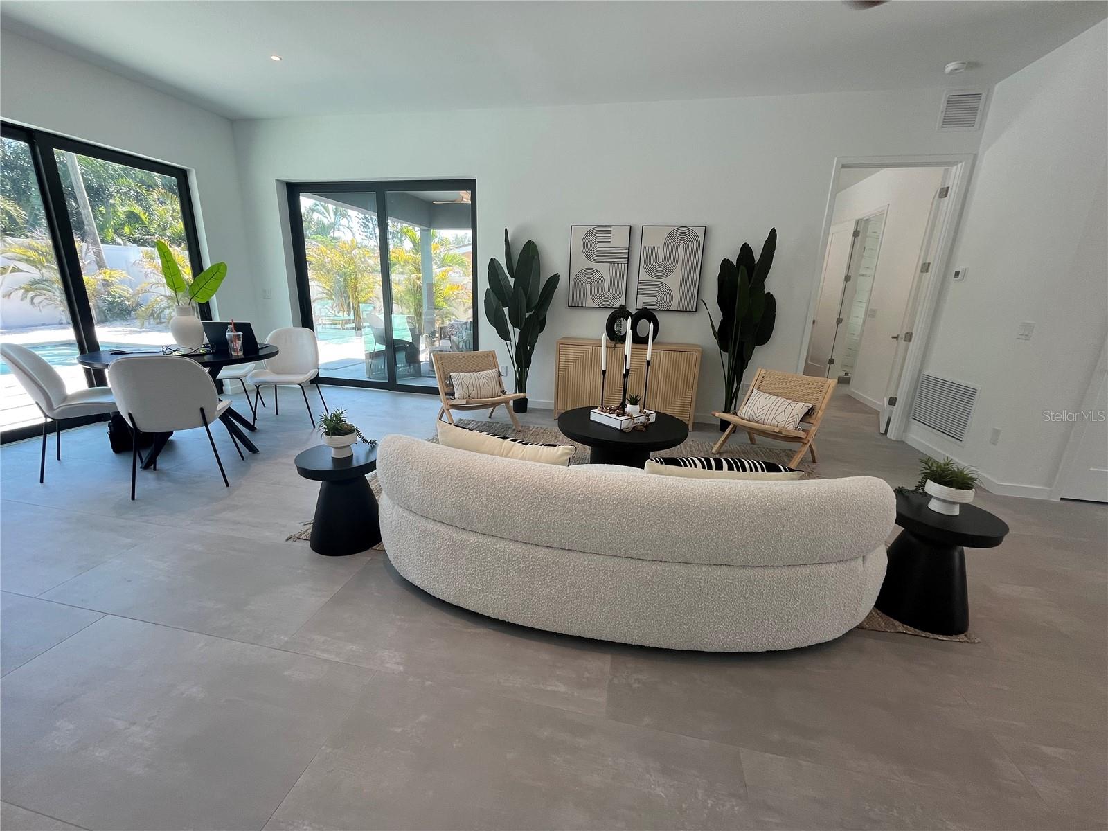 Image 40 of 51 For 2306 Valencia Drive