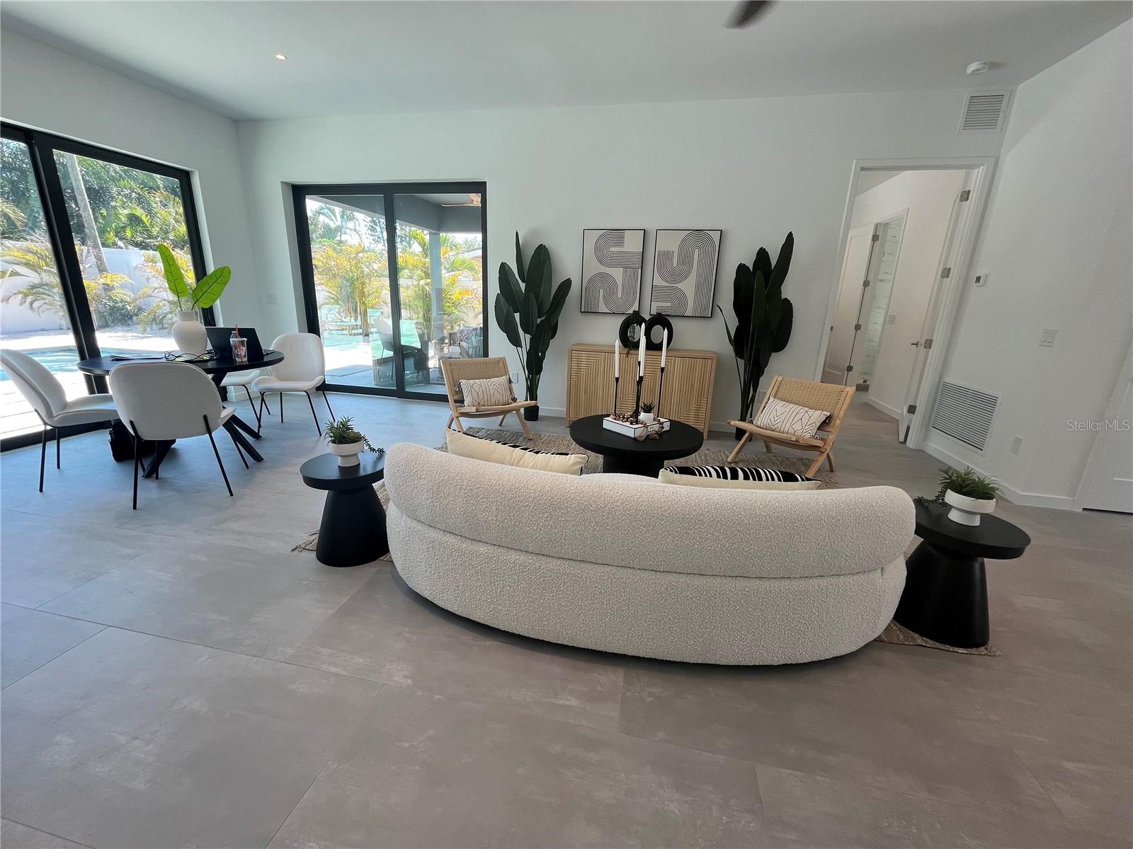 Image 41 of 51 For 2306 Valencia Drive