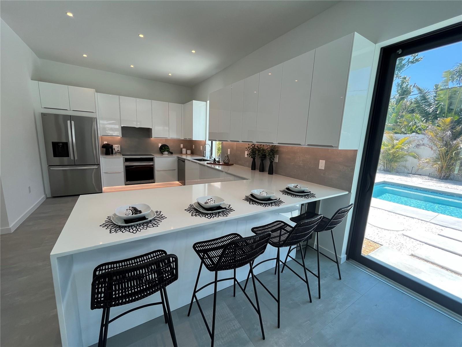 Image 9 of 51 For 2306 Valencia Drive