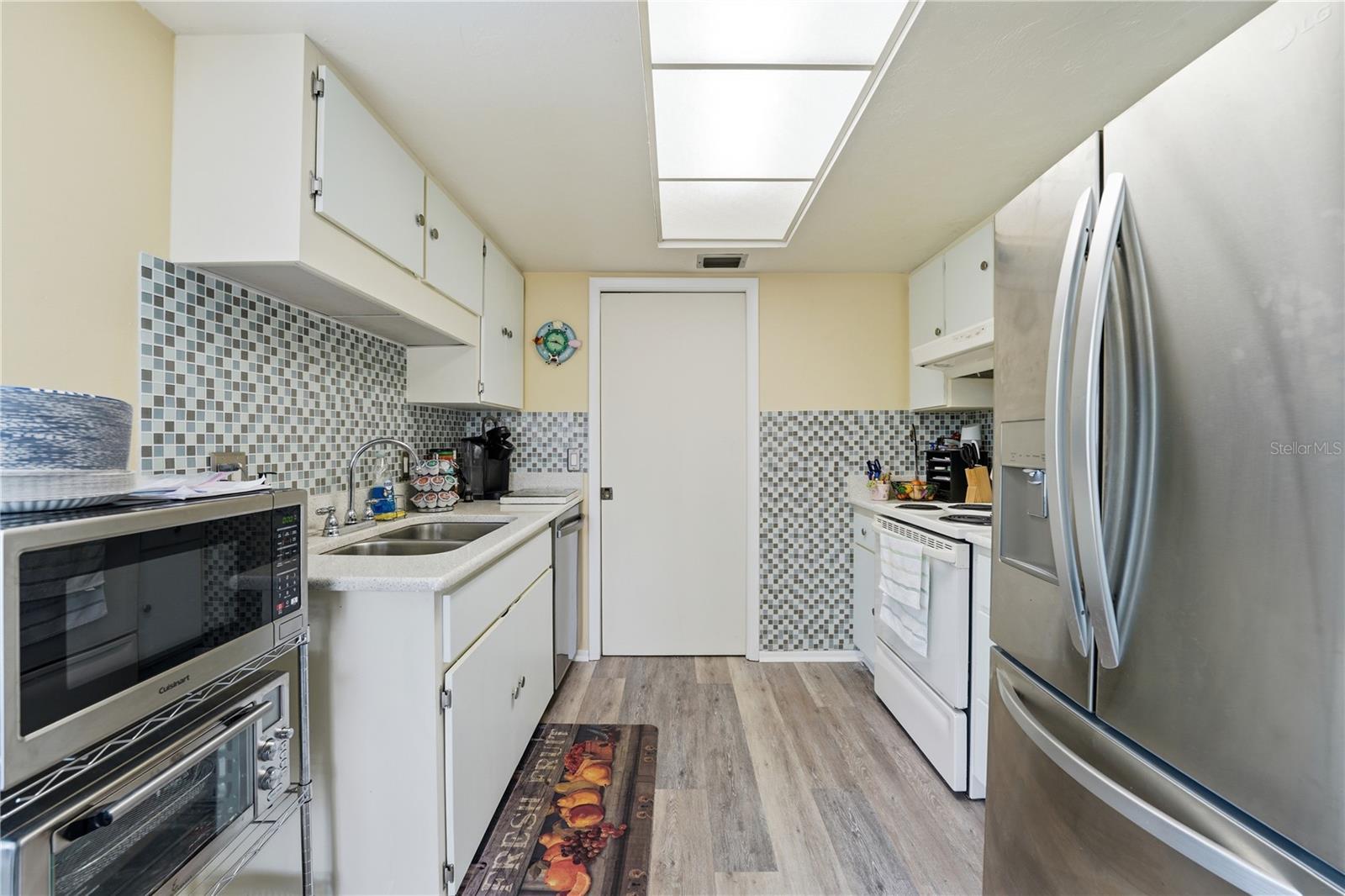 Image 11 of 29 For 22481 Westchester Boulevard A3