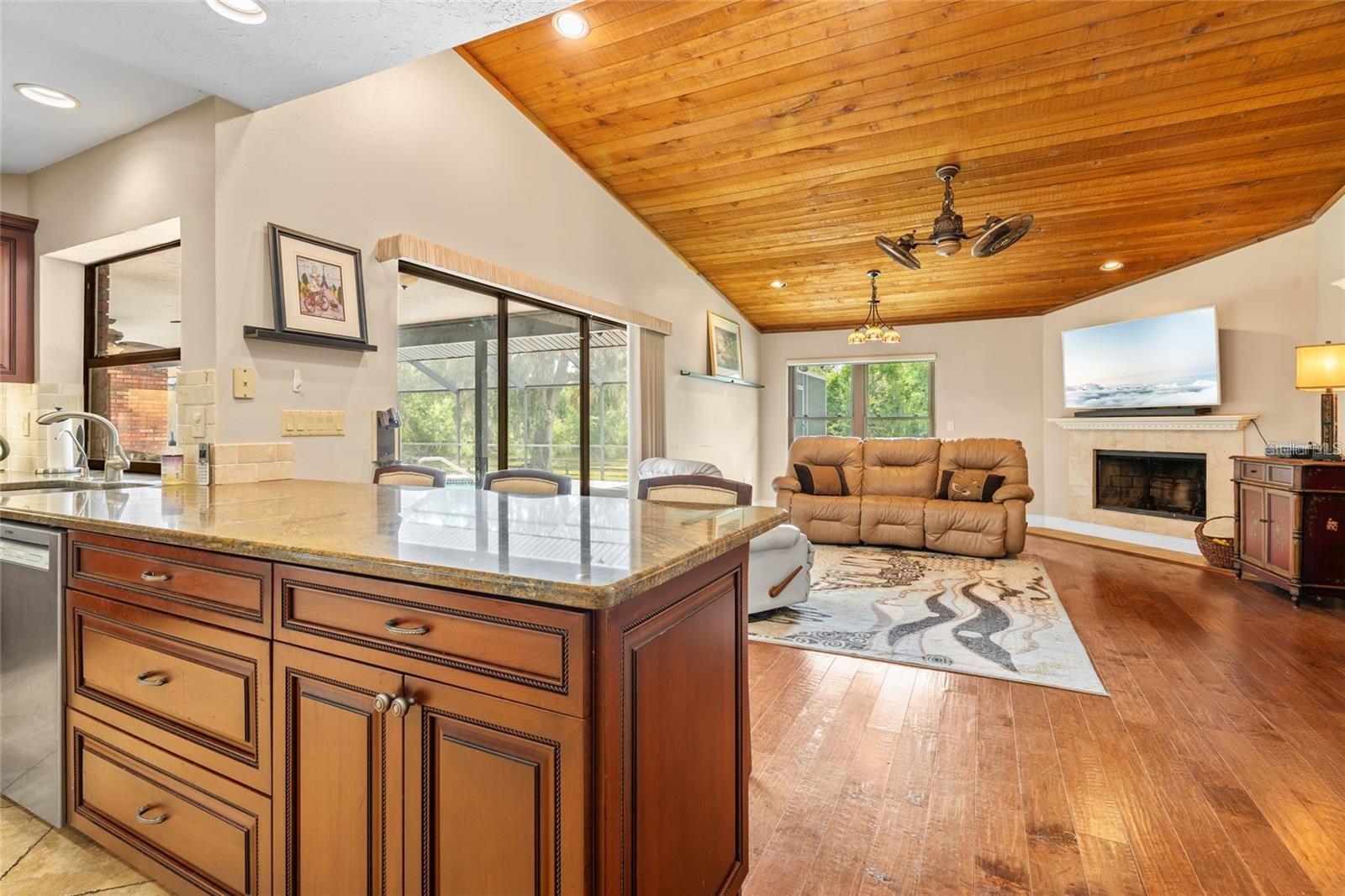 Image 12 of 92 For 140 Cowpen Lane