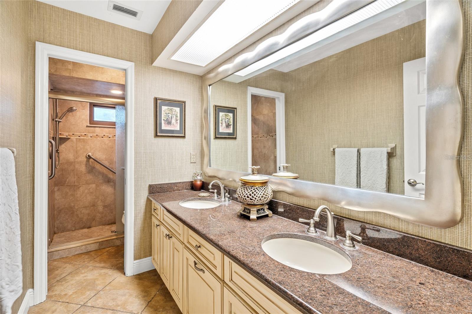 Image 18 of 92 For 140 Cowpen Lane