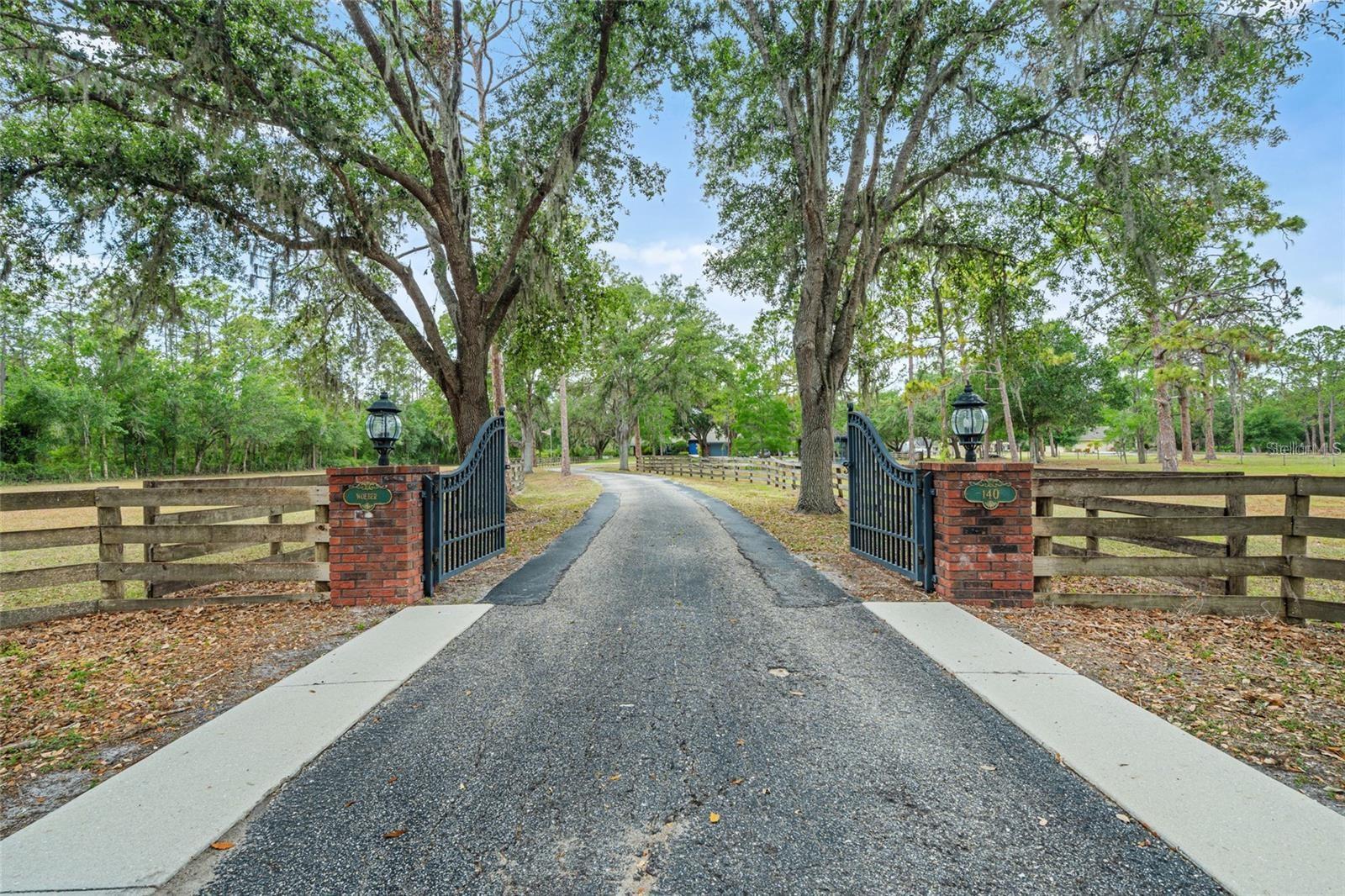 Image 2 of 92 For 140 Cowpen Lane