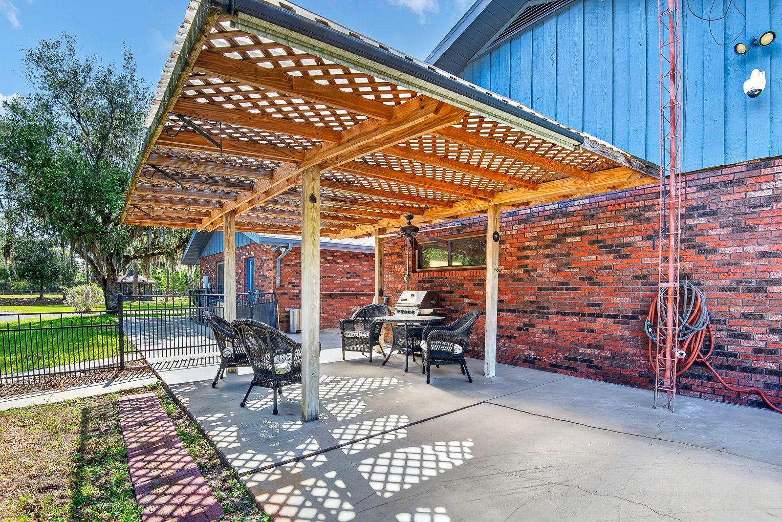 Image 50 of 92 For 140 Cowpen Lane