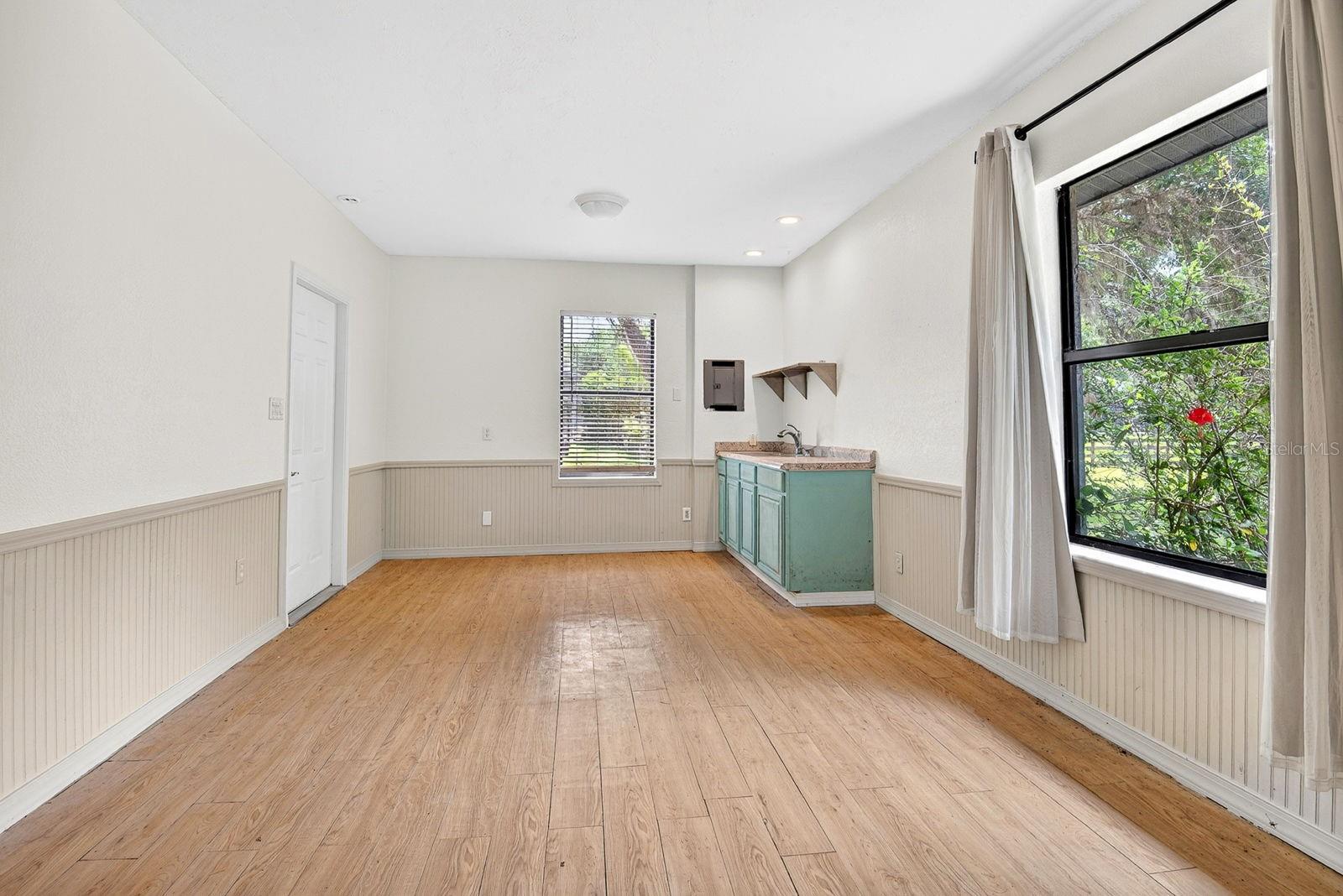 Image 65 of 92 For 140 Cowpen Lane