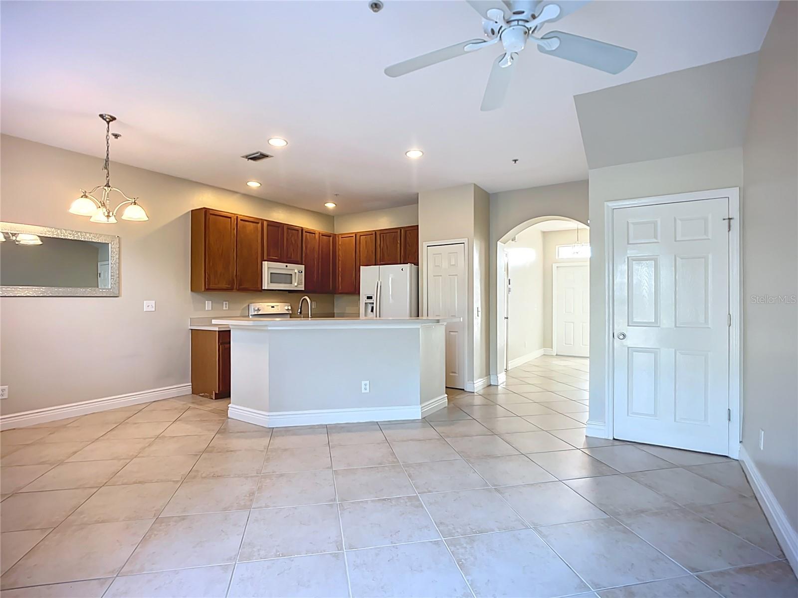 Image 15 of 44 For 3884 Deberry Drive