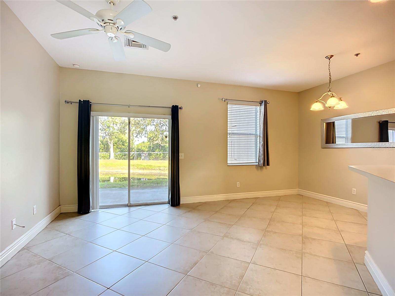 Image 17 of 44 For 3884 Deberry Drive
