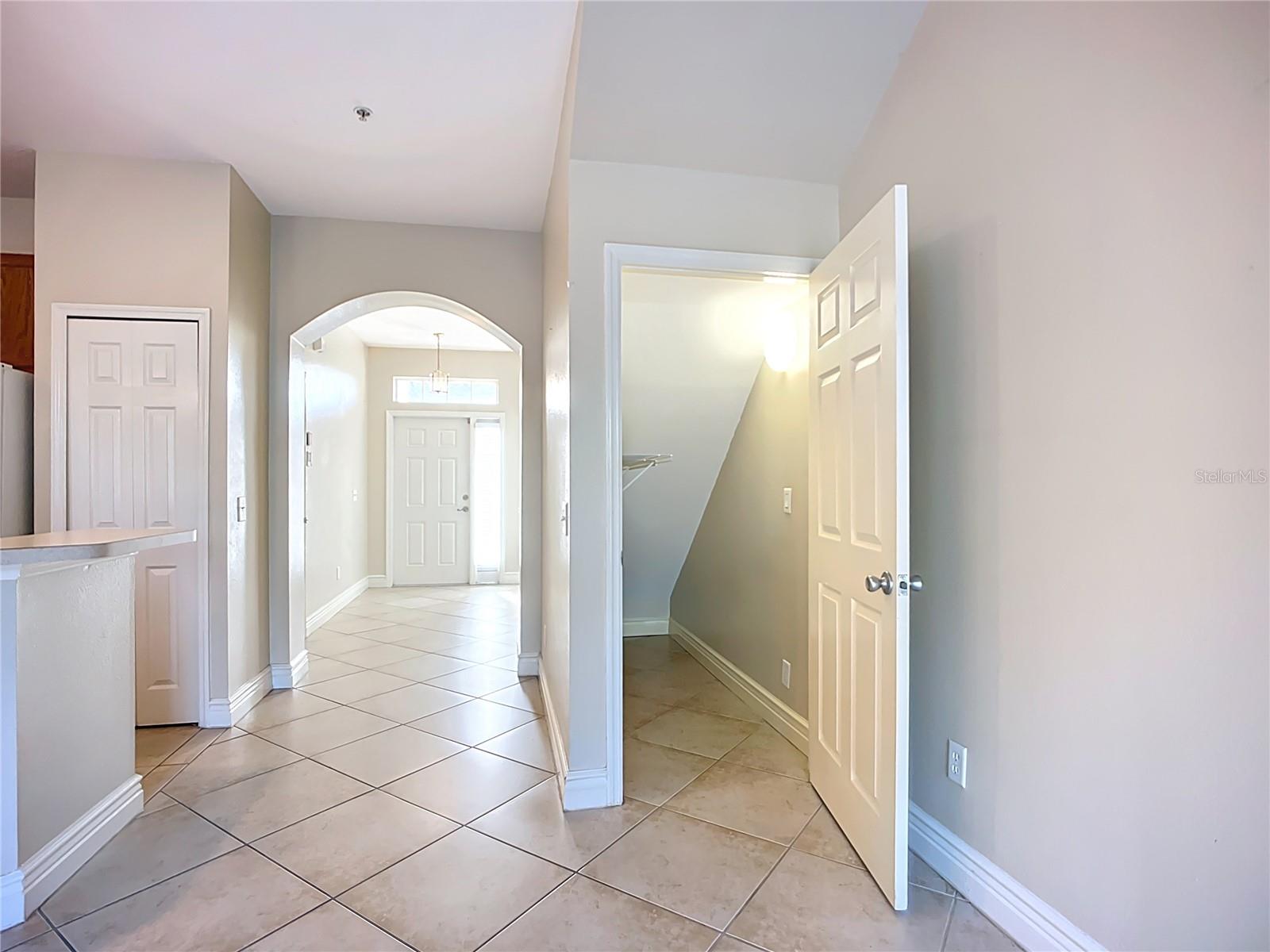 Image 18 of 44 For 3884 Deberry Drive
