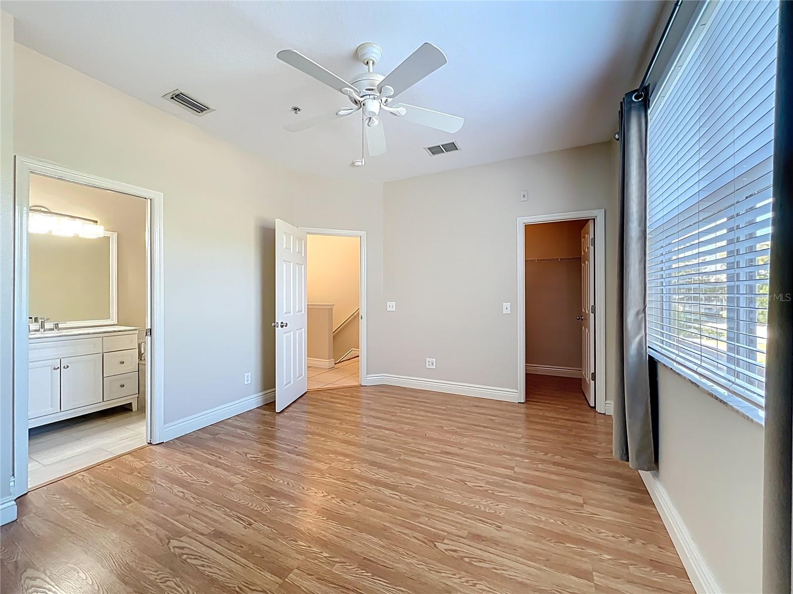 Image 22 of 44 For 3884 Deberry Drive