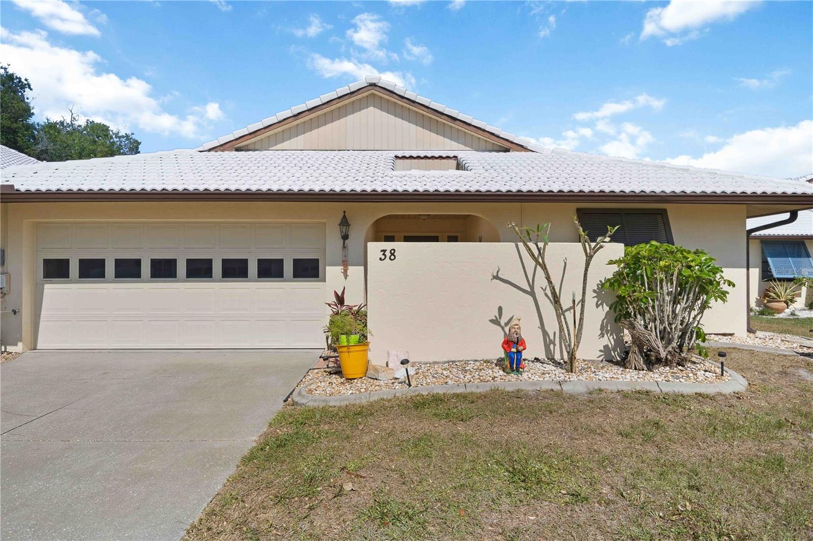 Details for 38 Pebble Rock Drive, VENICE, FL 34293