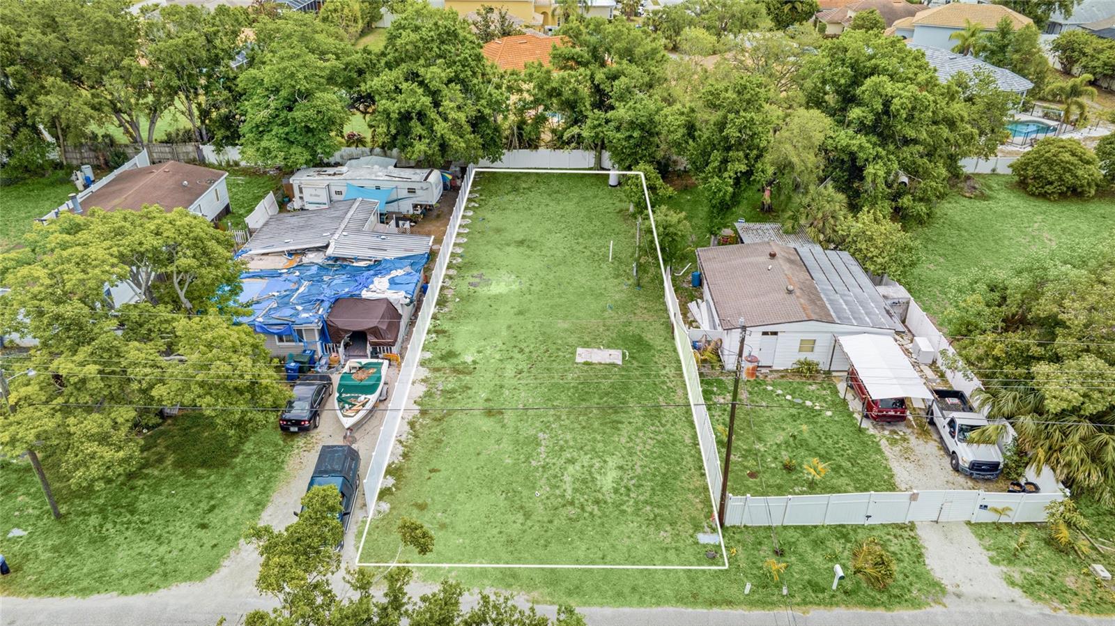 Image 4 of 12 For 4961 Victoria Avenue