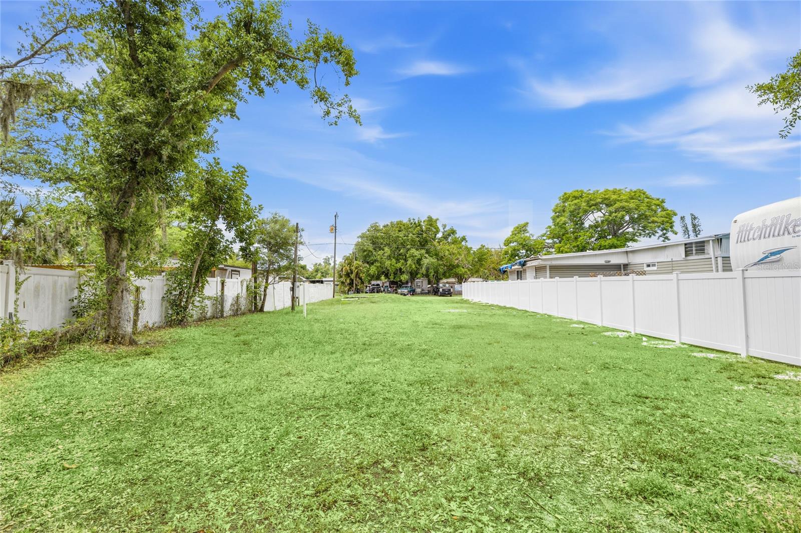 Image 9 of 12 For 4961 Victoria Avenue