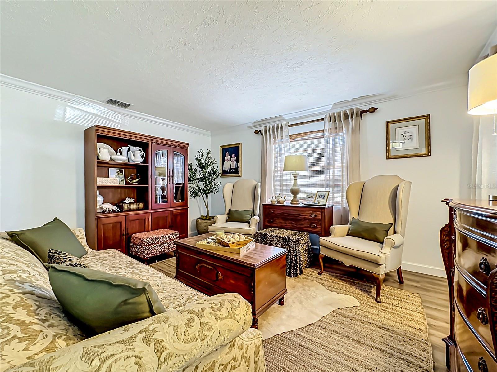 Image 10 of 94 For 7306 16th Avenue Nw
