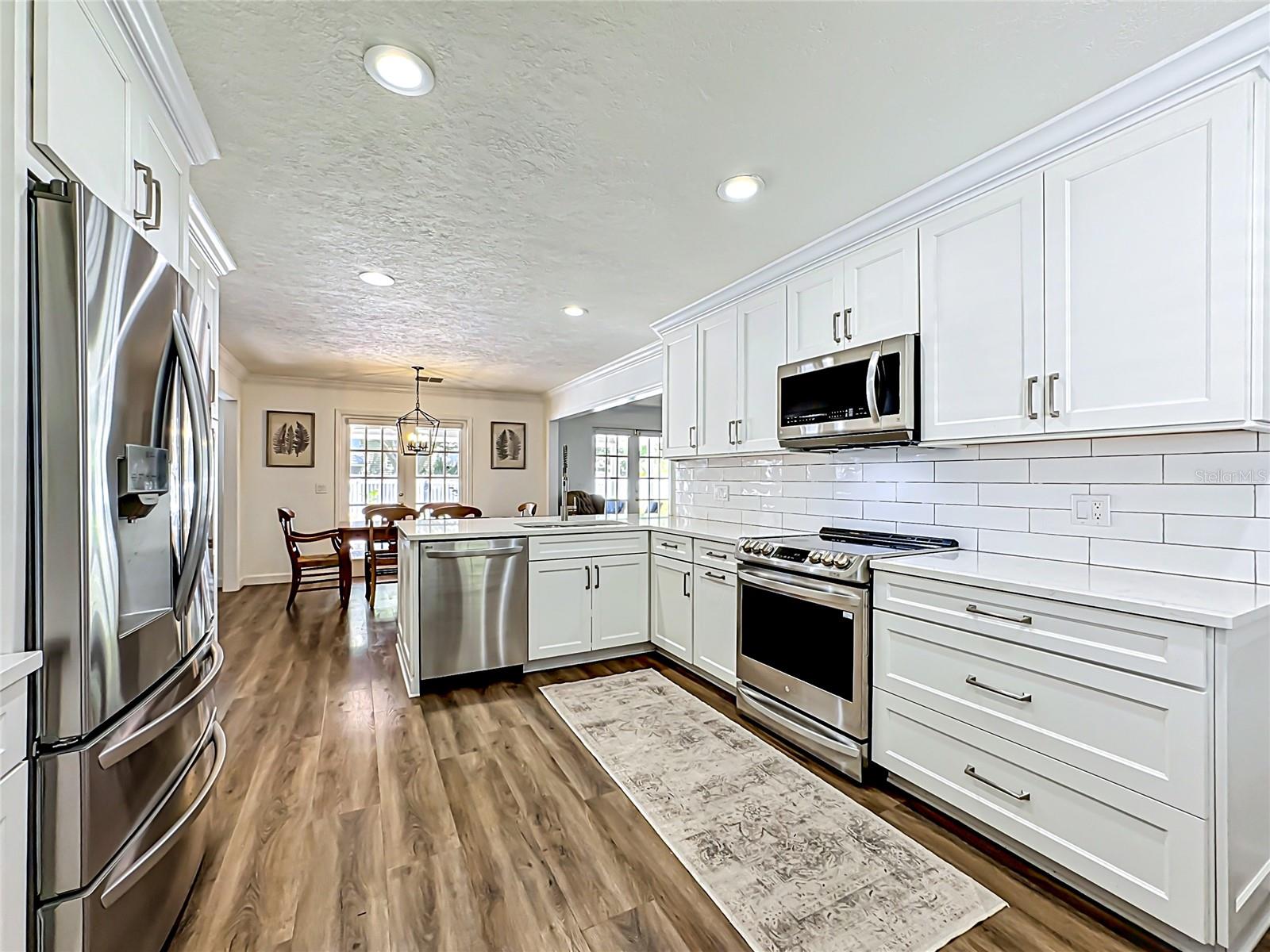 Image 30 of 94 For 7306 16th Avenue Nw