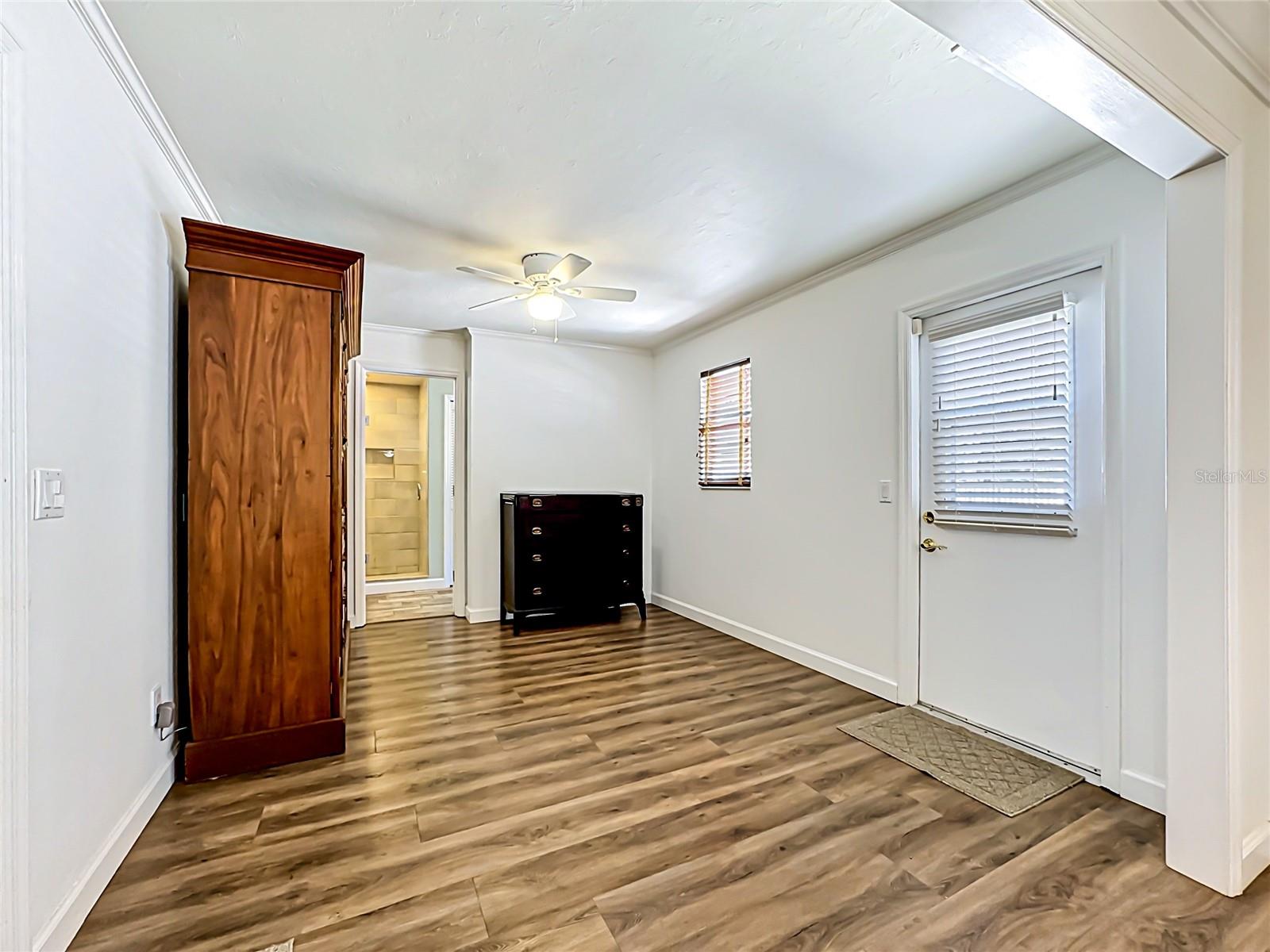 Image 34 of 94 For 7306 16th Avenue Nw