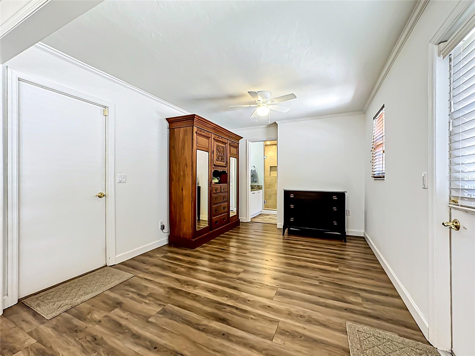 Image 35 of 94 For 7306 16th Avenue Nw