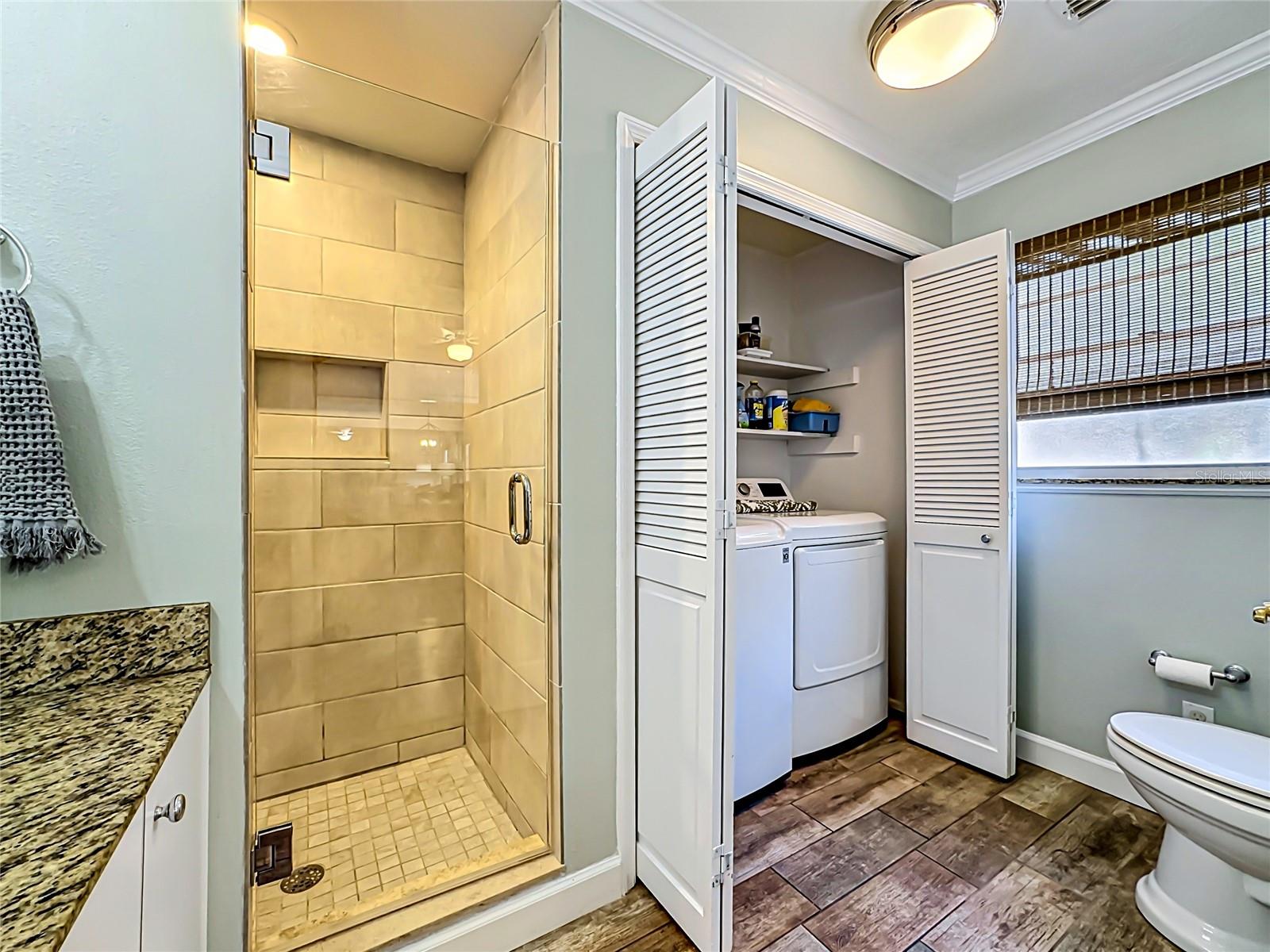 Image 38 of 94 For 7306 16th Avenue Nw