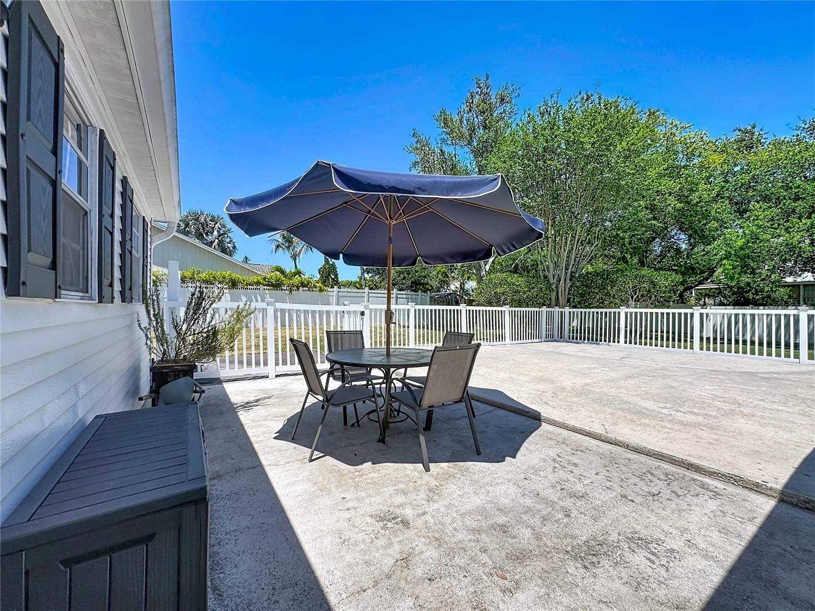 Image 62 of 94 For 7306 16th Avenue Nw