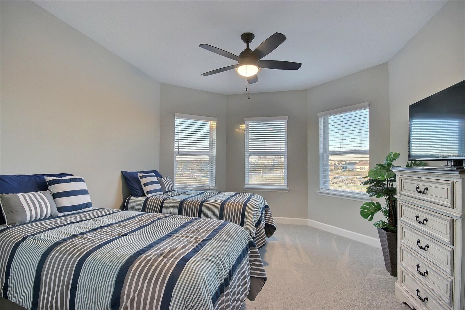 Image 77 of 99 For 10563 Piedra Dr