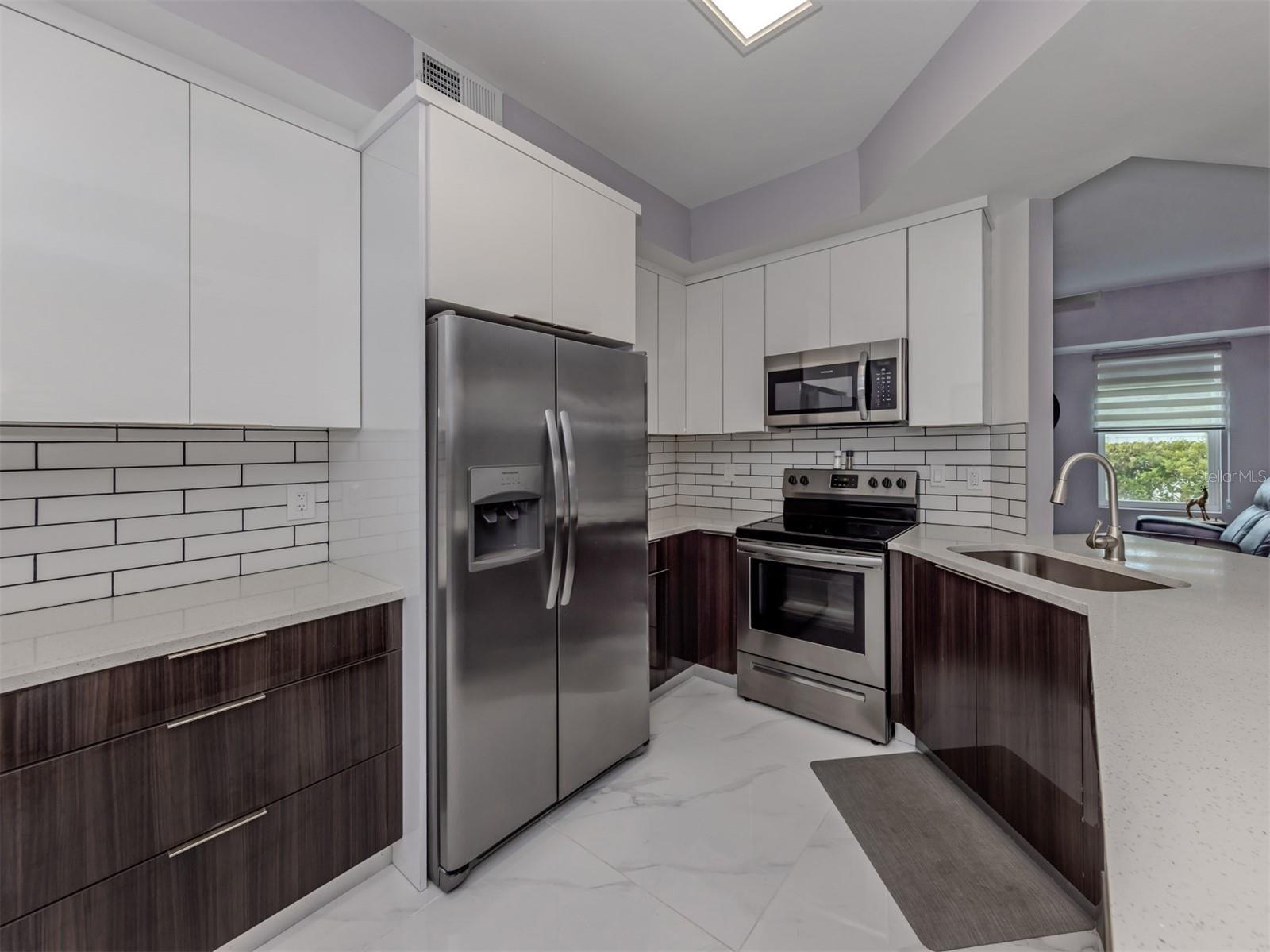 Image 12 of 40 For 200 Gardens Edge Drive 212