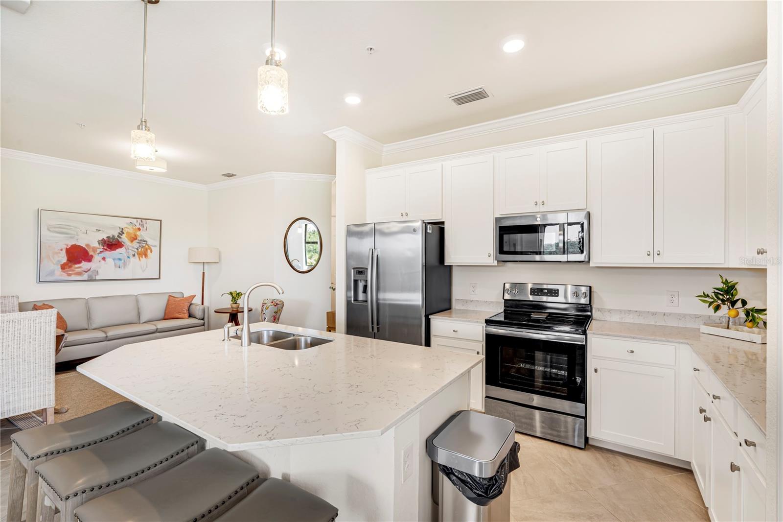 Image 16 of 50 For 17724 Gawthrop Drive 301