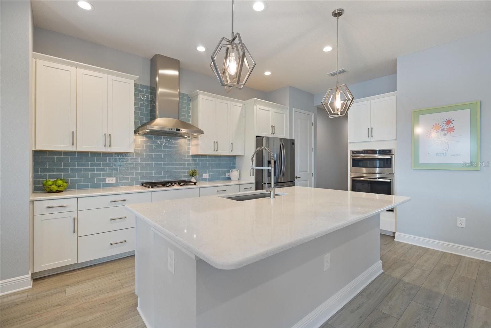 Image 8 of 56 For 26821 Weiskopf Drive