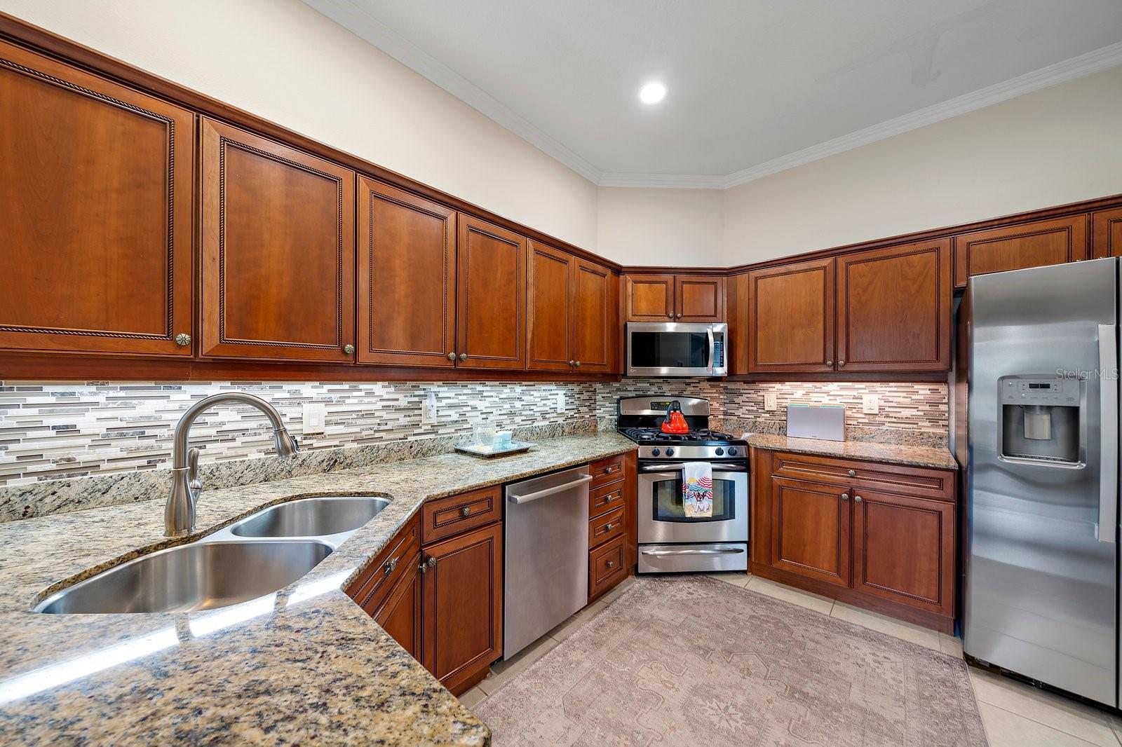 Image 17 of 34 For 8406 Miramar Way 8406