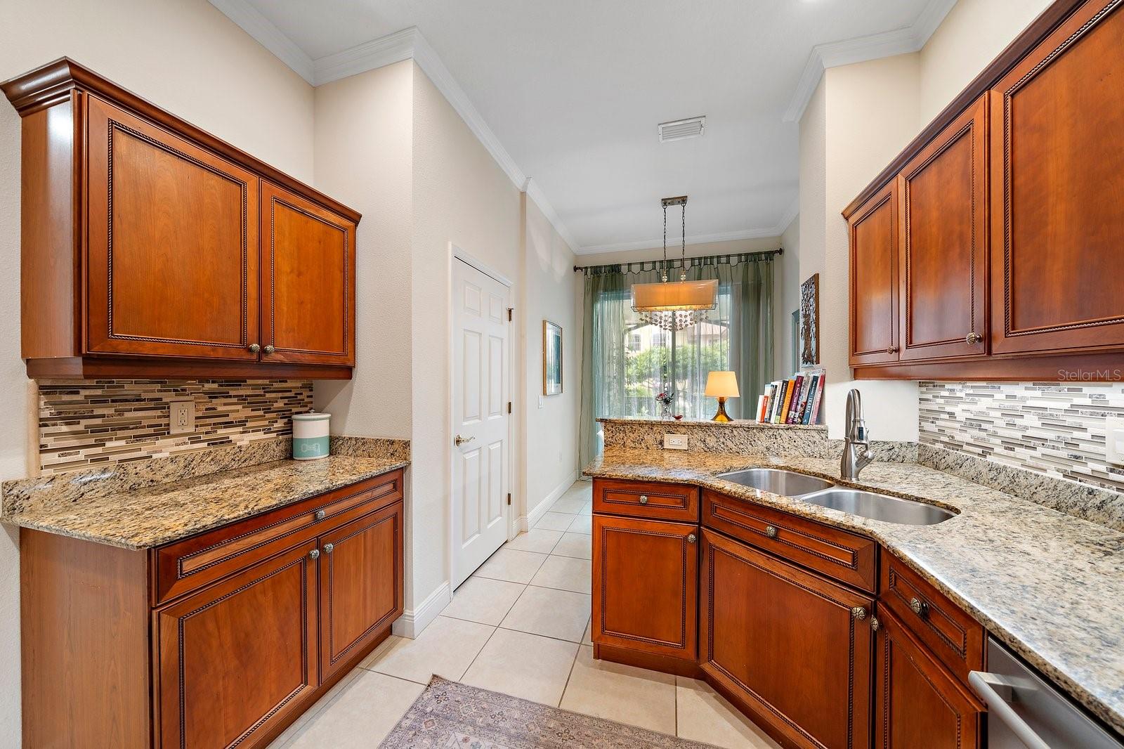 Image 18 of 34 For 8406 Miramar Way 8406