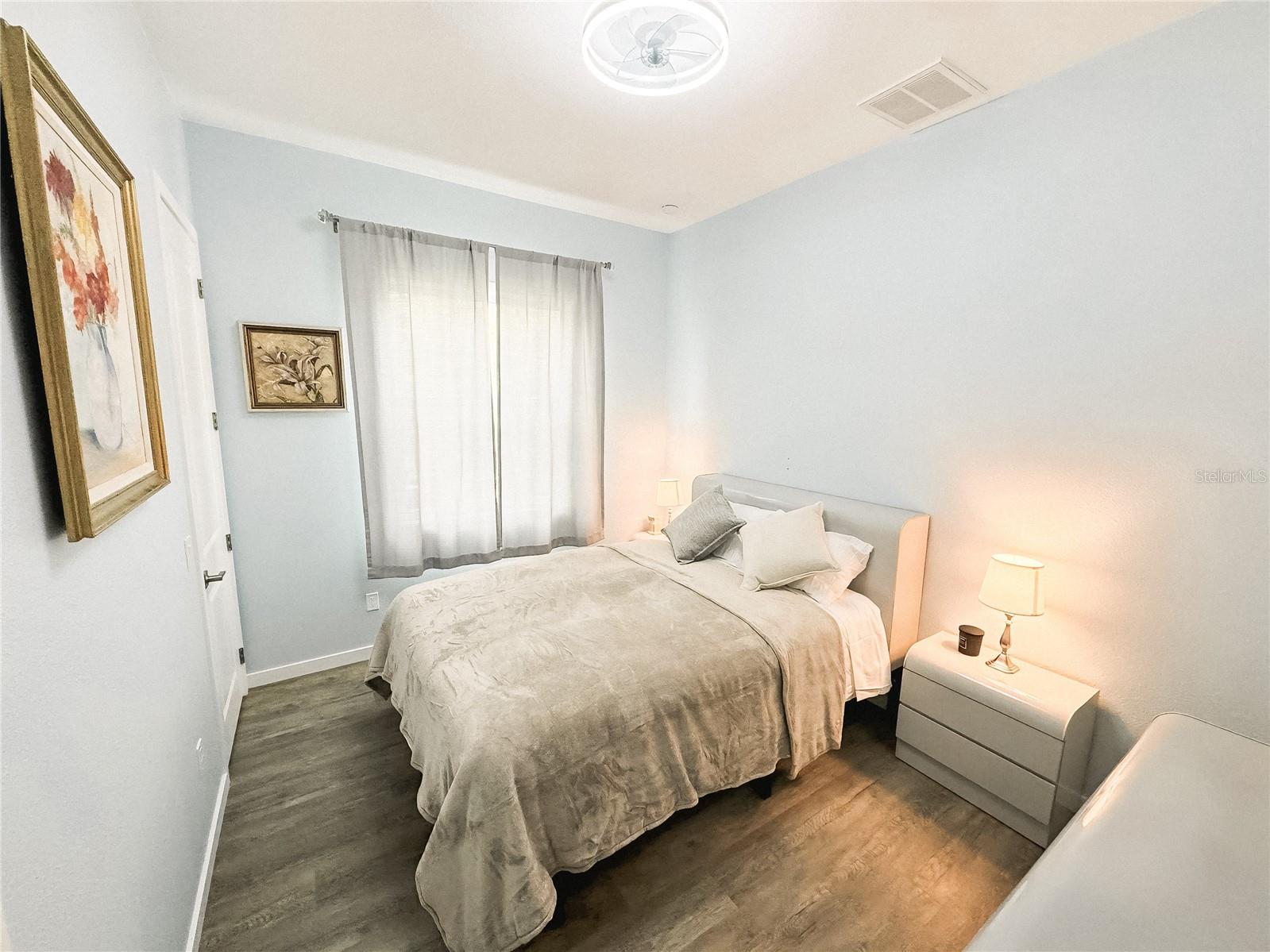 Image 3 of 12 For 1432 Nabatoff Street