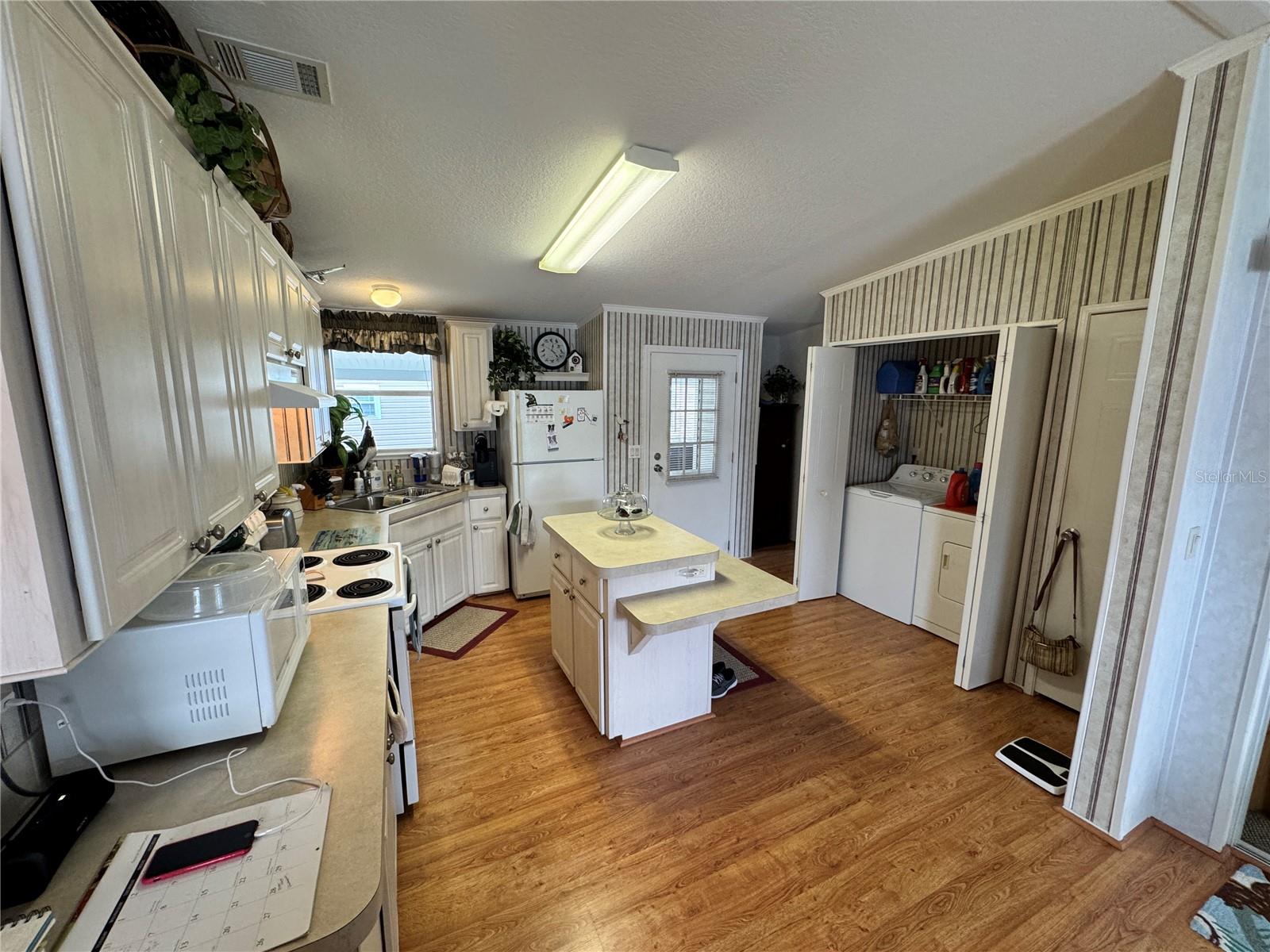 Image 10 of 39 For 346 Andros Drive